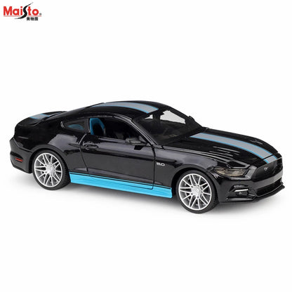 1:24 Ford Mustang GT Model Kit 