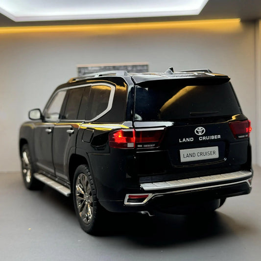 Modelo de gran tamaño 1/18 Toyota Land Cruiser