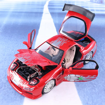 1:24 Modèle Diecast Mazda RX-7 à l'échelle