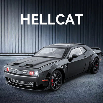 1:24 Dodge Challenger Hellcat Redeye Alloy Car 