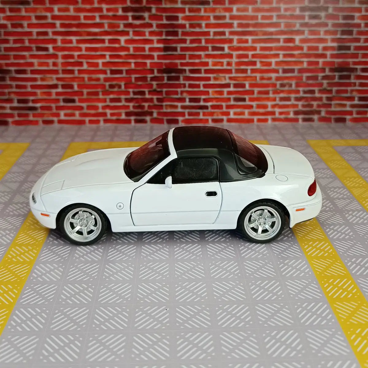 Modello Diecast Mazda MX-5