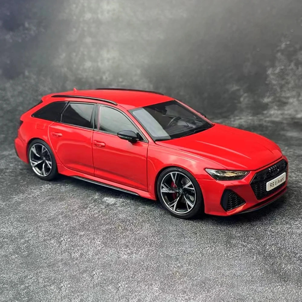 1:18 Audi RS6 Avant Model