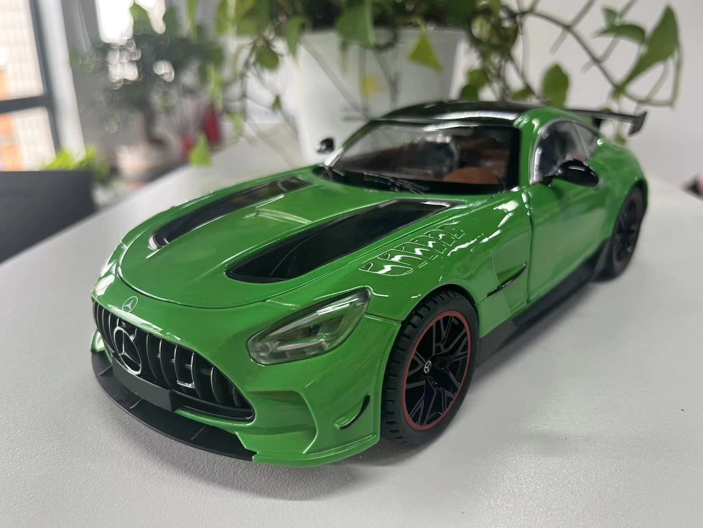 Voiture modèle AMG GT