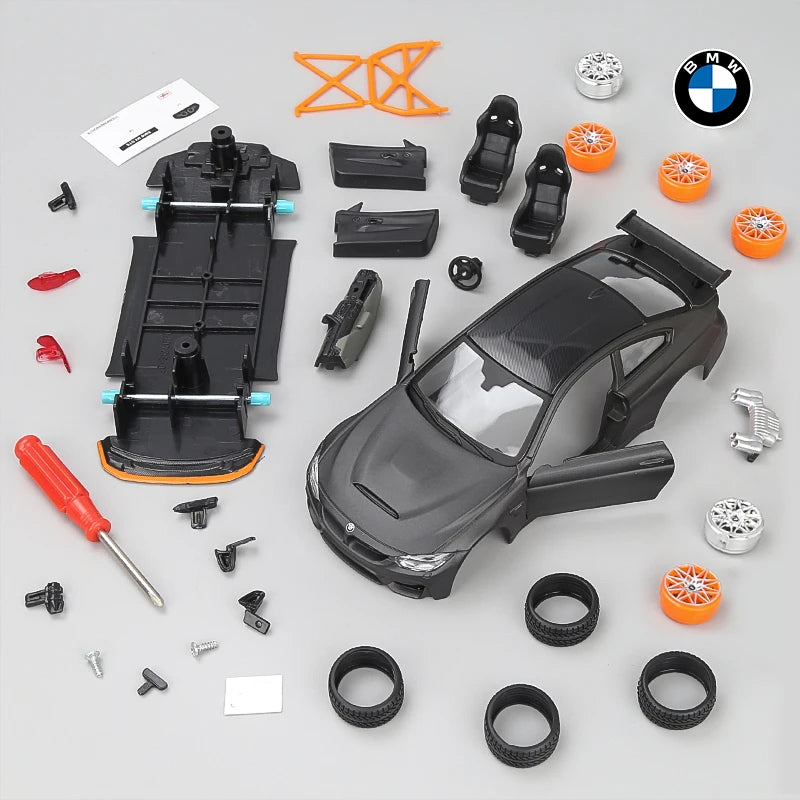 1:24 مجموعة نماذج تجميع BMW M4 GTS 