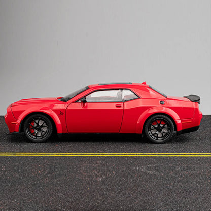 1:24 Dodge Challenger Hellcat Redeye Alloy Car 