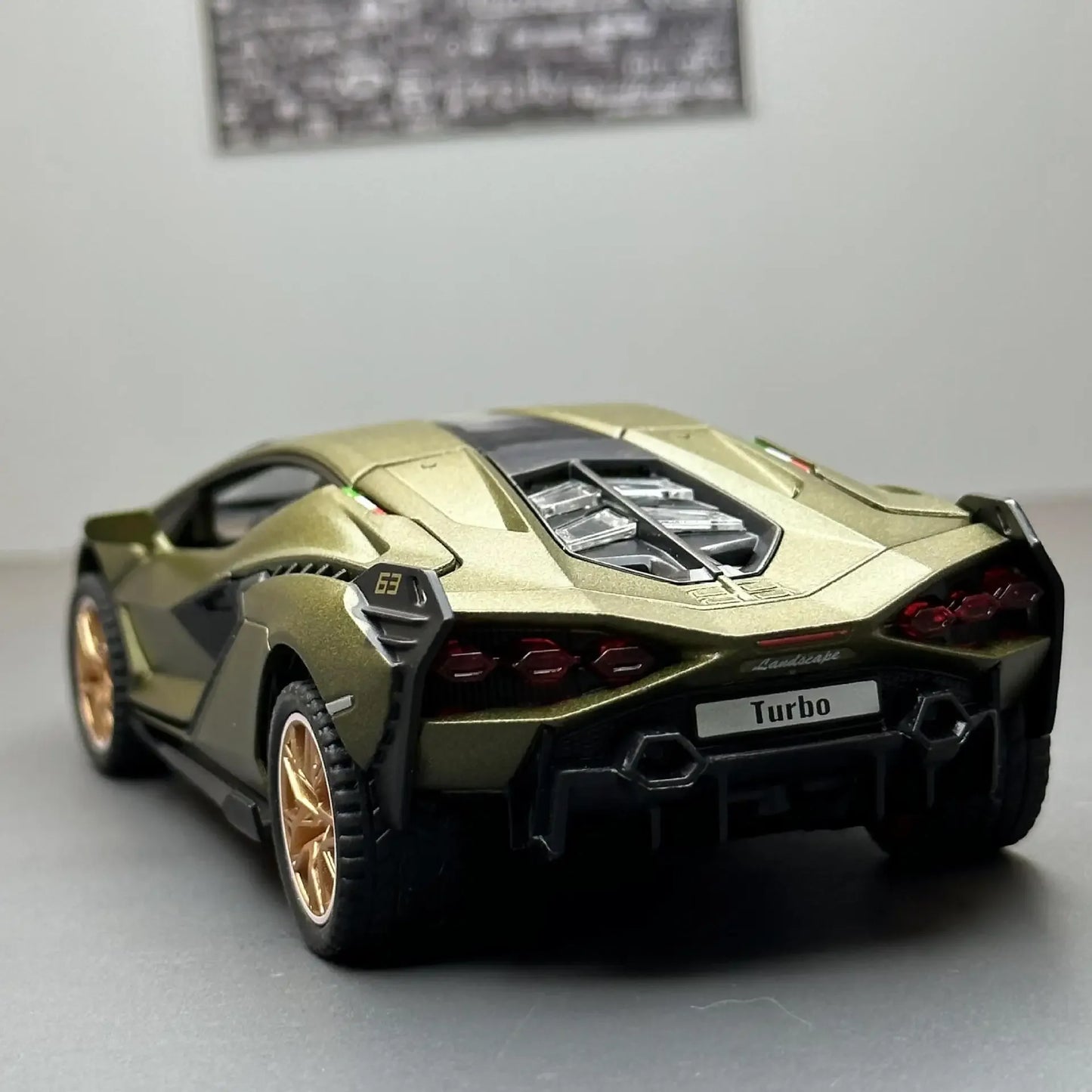 1:32 Lamborghini SIAN Sport Miniature